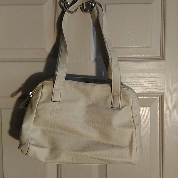 Rossetti Cream Purse - Picture 3 of 5